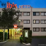 酒店 Universite 3 Etoiles 3*