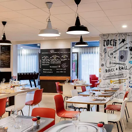 Universite 3 Etoiles Отель Тулуза