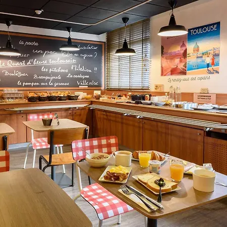 Отель Universite 3 Etoiles