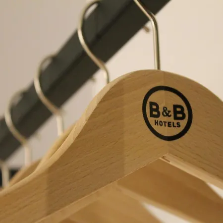 Отель Universite 3 Etoiles 3*