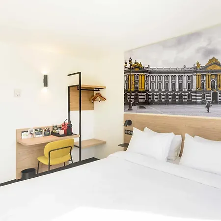 Hotel Universite 3 Etoiles 3*