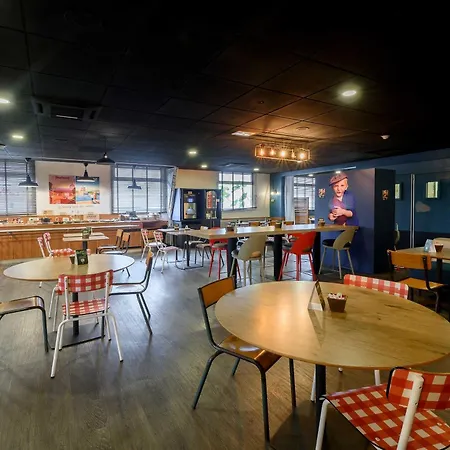 Universite 3 Etoiles 3*