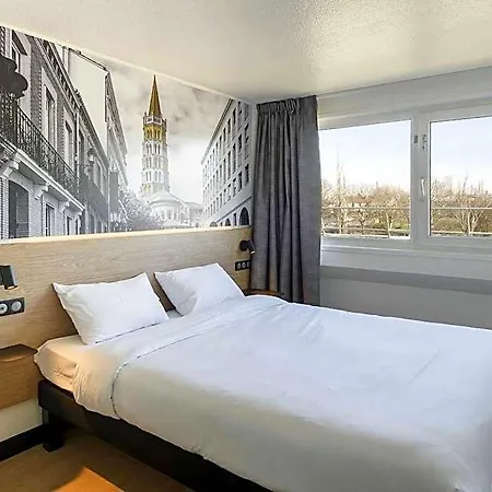 Ibis Hotel