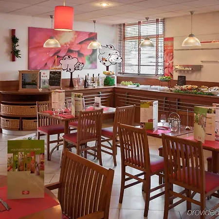 Universite 3 Etoiles Hotel 3*